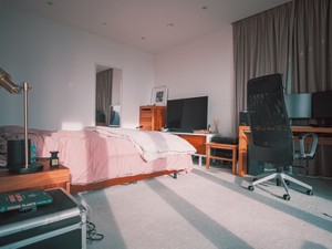 両親が別居する前に初潮が来て「子どものままでいたい」と願った