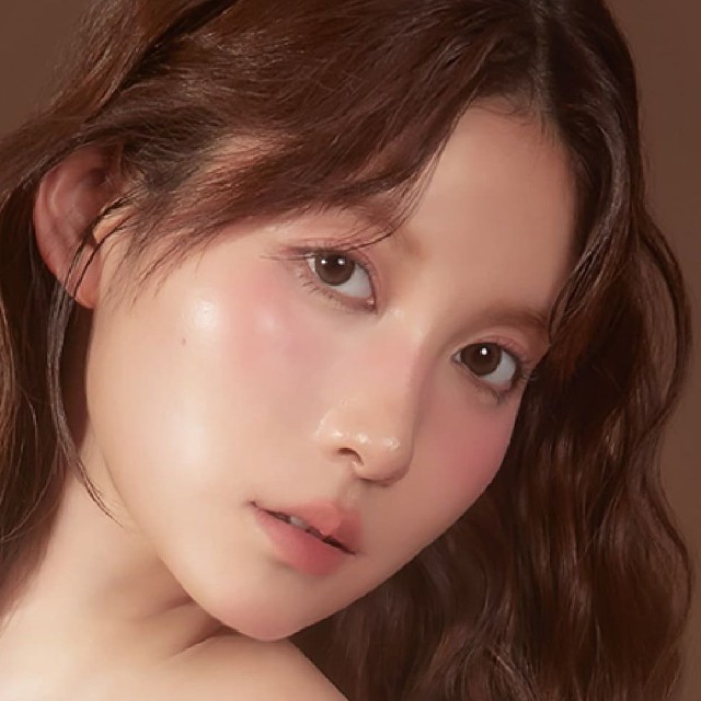 元AKB48で女優の谷口めぐさんを起用したランジェリーブランドLINGERIEAMの最新ビジュアル