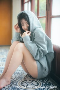 本田真凜1st写真集より