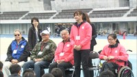 台湾から高松を訪問　パラリンピック選手が児童と交流