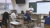 岡山県内初の公立夜間中学で授業体験会