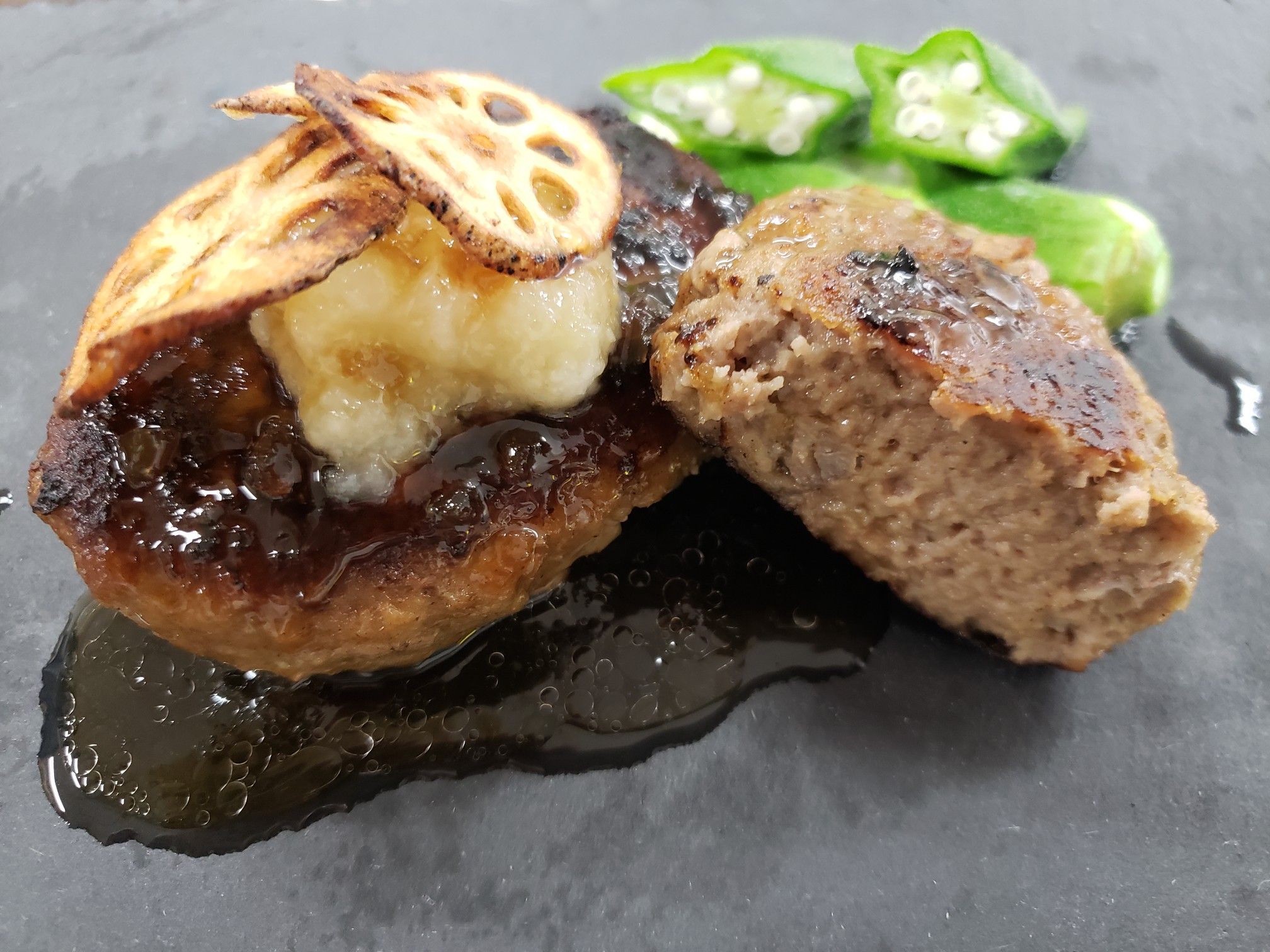 産直れんこん入り生ハンバーグ