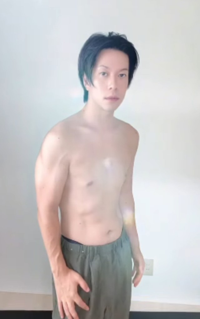 引き締まった身体！現在もトレーニングを継続中／kenkojiさん（@kenkoji_fit）提供