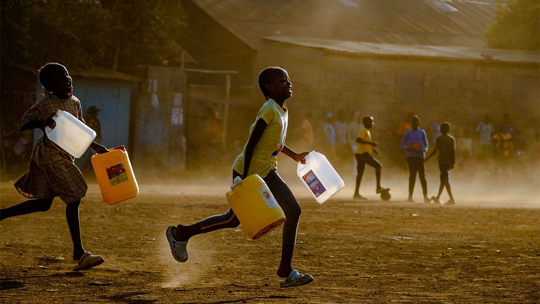 ケニア、キベラの若者による写真・映像展<br>坂田ミギーがBUG「CRAWL」選出企画を開催<br>「キベラ“スラム”から見つめる世界 ―語られてきた私から、語る私へ。」展