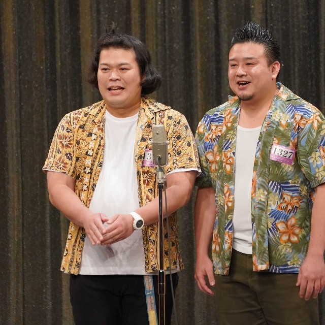 Ｍ―１グランプリの準々決勝に臨む大自然＝2021年