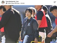 大学時代の亀井アナ。明治大学ラグビー部のトレーナーを務めていた（本人の公式インスタグラムから）