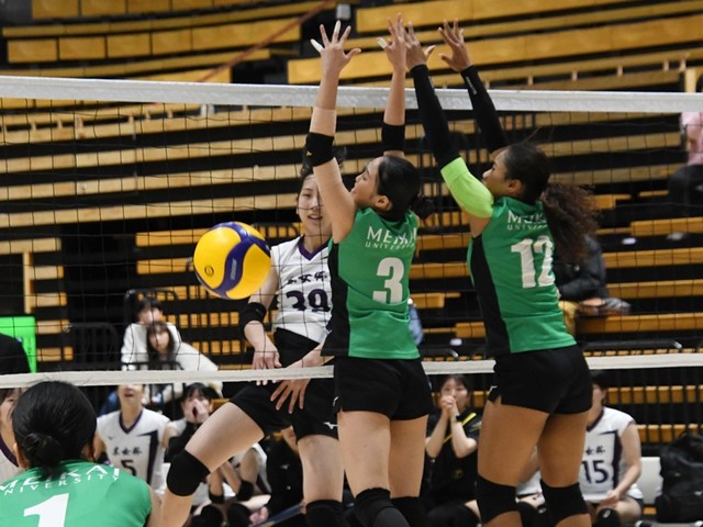 バレー - 【写真】女子は東京女子体育大学が、55年ぶり2度目の優勝