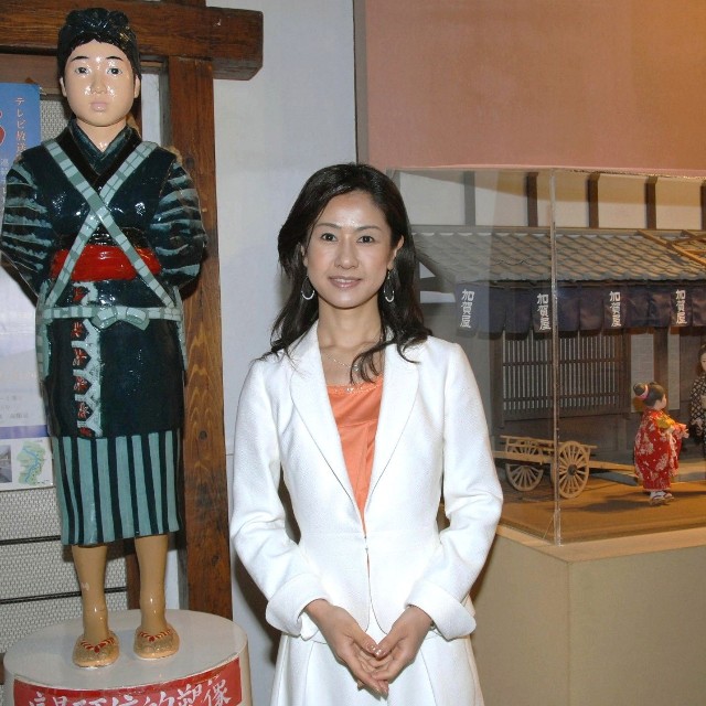 「おしん」のキャンペーンを行った小林綾子＝2008年