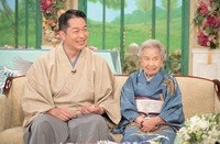 現役最高齢103歳の曲師・玉川祐子さんと、“若手”浪曲師の玉川太福さん