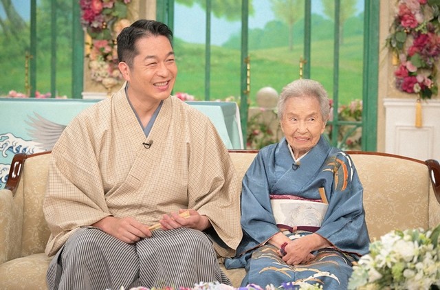 現役最高齢103歳の曲師・玉川祐子さんと、“若手”浪曲師の玉川太福さん