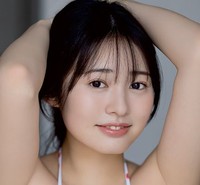 2025年7月25日発売の『ヤングアニマル』15号（白泉社）に登場した白濱美兎（撮影：西條彰仁）