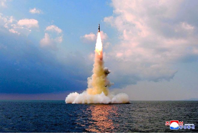 North Korea Unveils First Tactical Nuclear Armed Submarine The Asahi