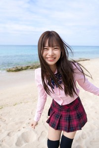 福田ゆあ1st写真集『忘れ方を知らない』（撮影：野澤亘伸、大洋図書）