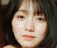 熊澤風花（Task have Fun）の2nd写真集より