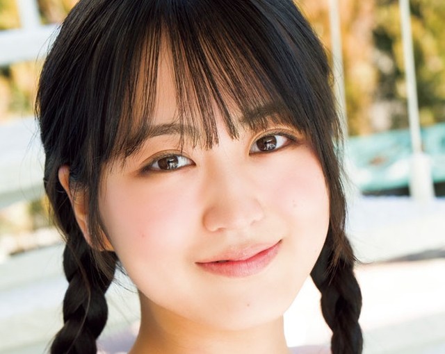 週刊少年チャンピオン11号の表紙＆巻頭グラビアに登場した福井梨莉華さんⒸ秋田書店Ⓒ2TOUCH companyⒸTakeo Dec.（秋田書店）
