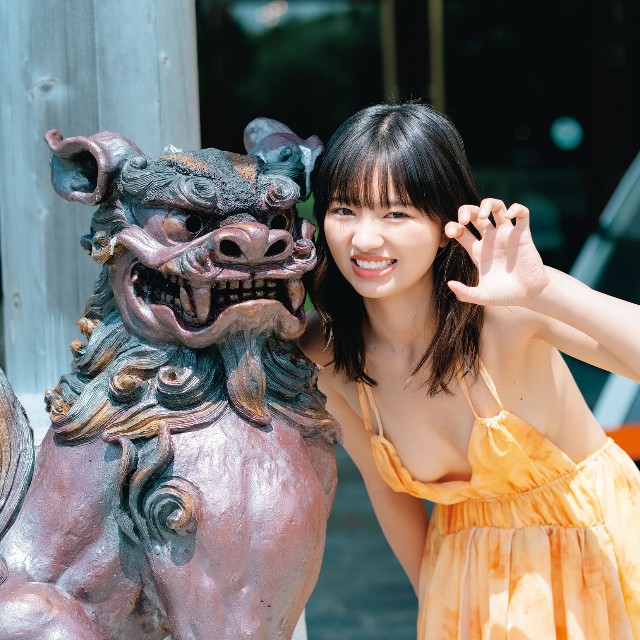 蒔埜ひな1st写真集『環の光』より　撮影／U-YA　（C）光文社