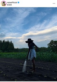 ローラ（@rolaofficial）さんのインスタグラムより