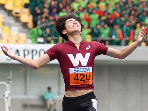 サッカー - 横浜F・マリノス大津祐樹が大学サッカー部員をサポート