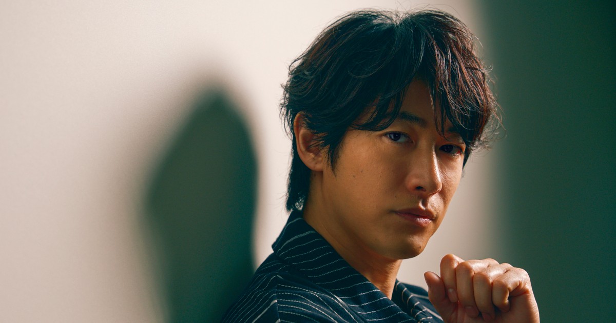 映画 バスカヴィル家の犬 シャーロック劇場版 主演ディーン フジオカさん 新しい作品に挑む気持ちで 自由に 好書好日