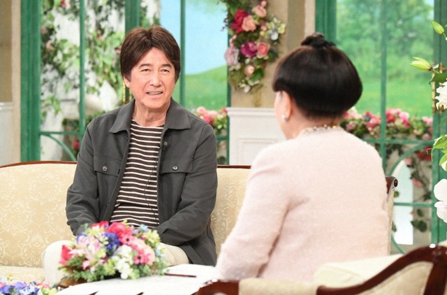 父に対する思いを打ち明ける草刈正雄さん