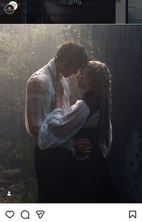 「嵐が丘」のインスタグラム＠wutheringheightsmovieより