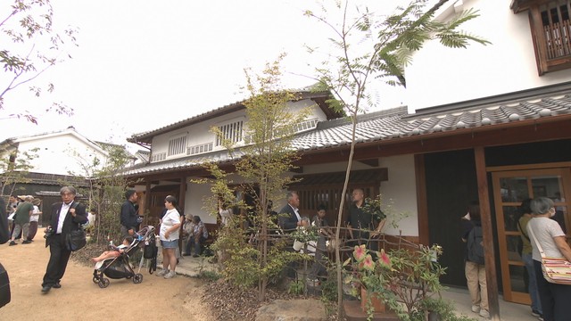 倉敷美観地区に整備された「阿知まち広場」