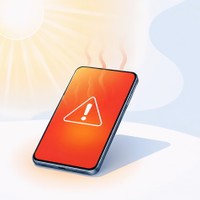 熱暴走するスマートフォン　※画像はイメージです（s/stock.adobe.com）