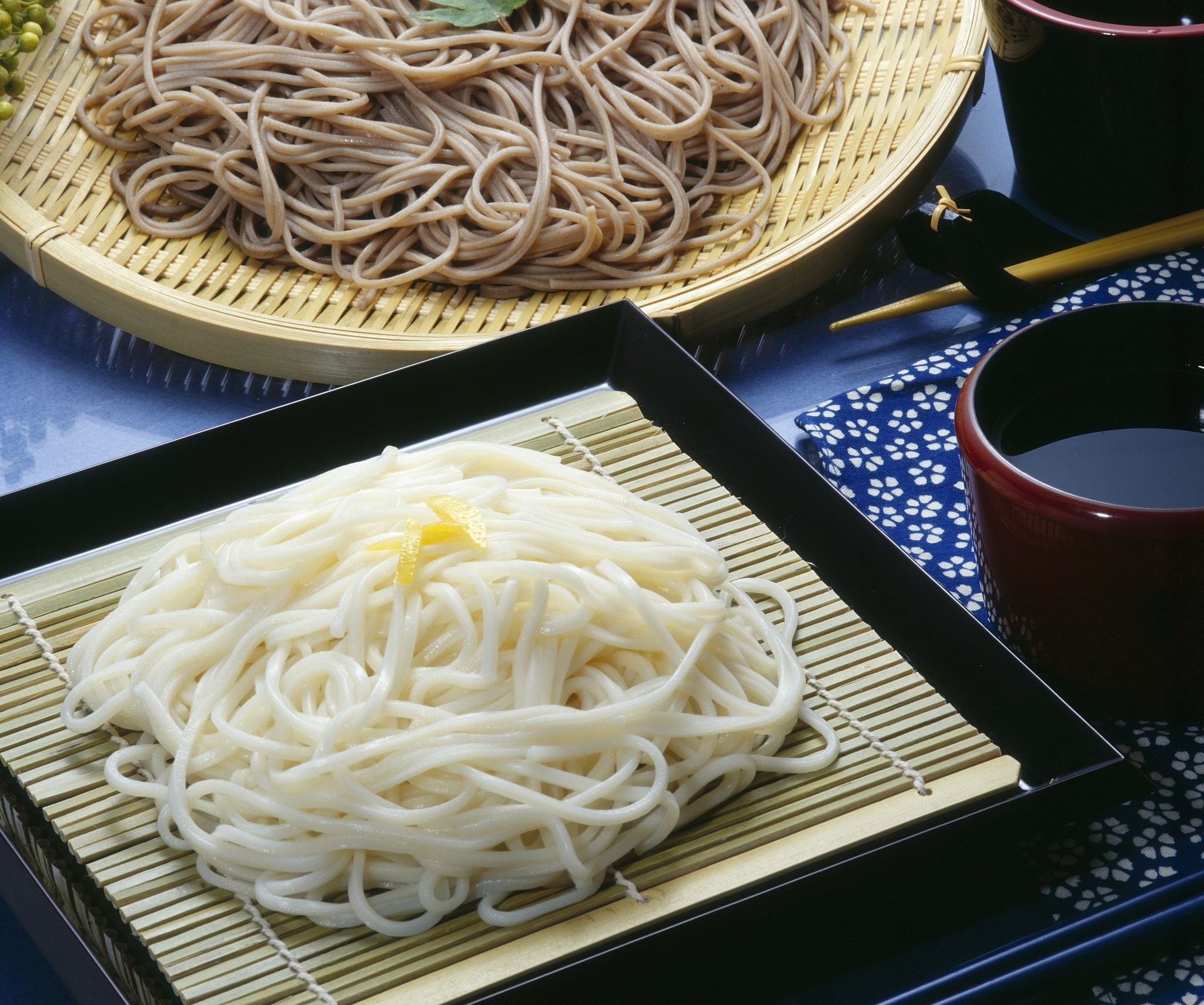 宿命のライバルうどんVSそば 勢力地図がSNSで話題 東のうどん県埼玉が