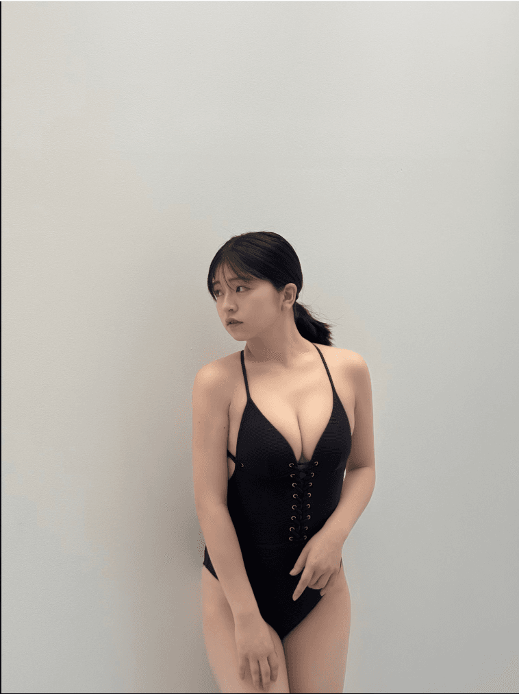 「FLASH」（26年6月9日発売号）に登場した佐々木ほのかのオフショット　本人のX（@HONOKA130SASAKI）より

