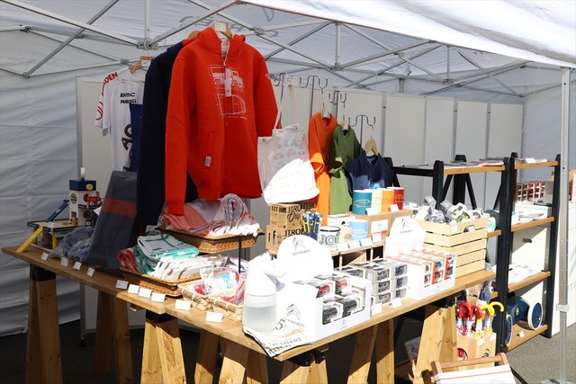 公式オンラインショップでは扱ってないここでしか買えないシトロエングッズもある