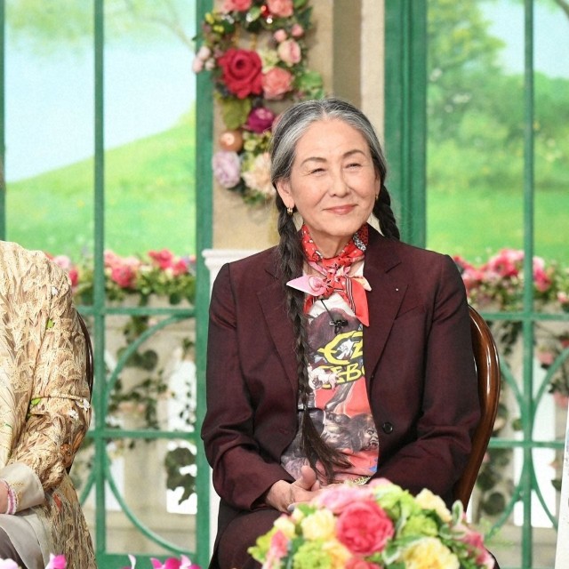 キャシー中島さん（左）と、浅野順子さん