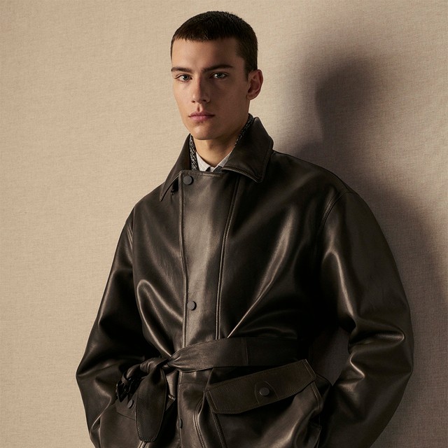 ブリオーニ2026年秋冬コレクション！<br>グランドツアーが導く新たな装い<br>伝統が現在へと続くミラノの夜。