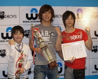 準グランプリの西井幸人さん（左）=2008年