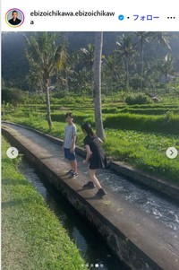 市川團十郎のインスタグラム@ebizoichikawa.ebizoichikawaより　インドネシア旅行中の新之助とぼたん