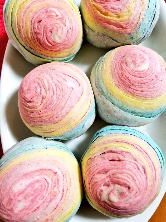 「千層酥」。「『酥』という、いわゆるパイ菓子です。中に餡が入っています」（かいわれさん）（画像提供／かいわれ＠I'm a very delicious sproutさん）