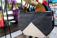 2022年2月1日から販売された新作「猫型トートバッグ」