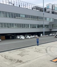 ポートタワーなど神戸の人気スポットをスラスラ（スカイマーク提供）