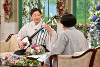「徹子の部屋」 （右から） 黒柳徹子、上妻宏光＝テレビ朝日提供