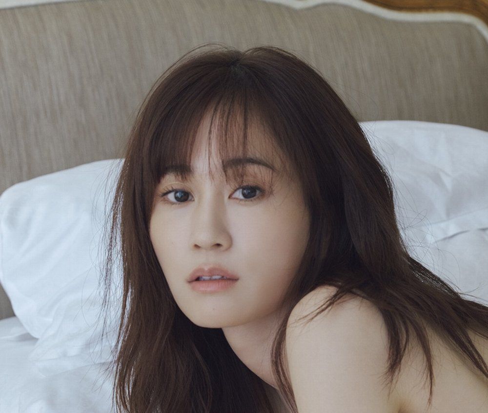 前田敦子34歳、手だけで隠したふんわり「自分史上最高の仕上がり」14年ぶり「これが最後」の写真集先行カット|よろず〜ニュース