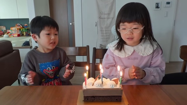 ちーちゃん6歳のお誕生日を家族でお祝い（提供：みどぅ家のちいのん様）