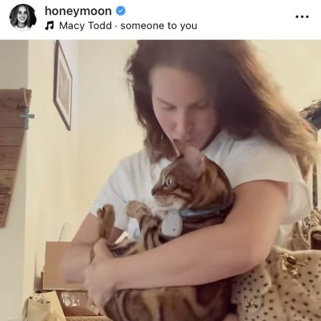 ラナ・デル・レイのインスタグラム＠honeymoonより