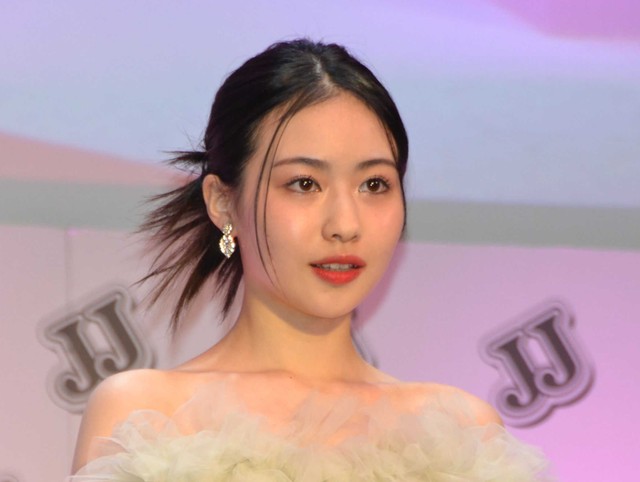 モデルの金子のあさん