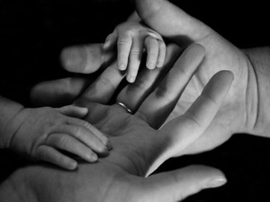 「離婚したらどうしよう」と泣く妹と弟。私は「どうして結婚したんだろう」と思った