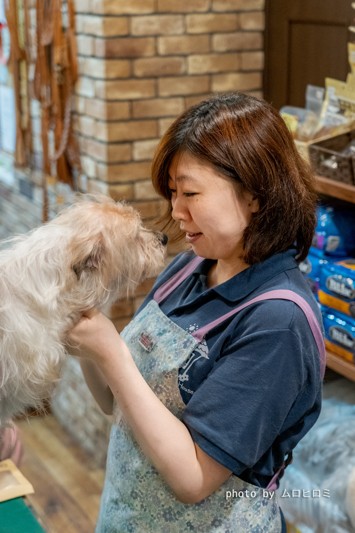 動物のプロが集った一夜。みな自分の領域でテキパキと動いていました