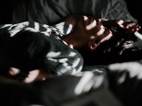 自分の価値が分からないまま、メッキが剥がれぬよう明日も頑張る