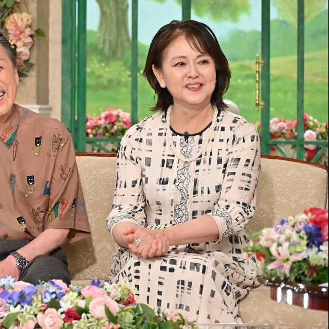 「徹子の部屋」   (右から)あめくみちこ、佐藤B作＝テレビ朝日提供
