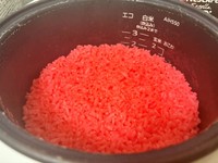 赤いご飯も作ります。 ※ジャムさん提供