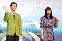 菅田将暉さんと小松菜奈さん（2020年）