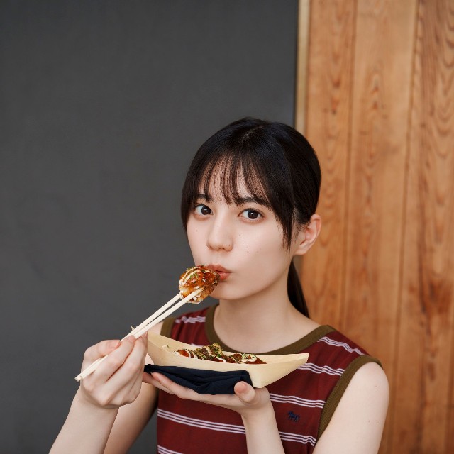 日向坂46の小坂菜緒が登場した「B.L.T.2026年10月号」（東京ニュース通信社刊）撮影／HIROKAZU