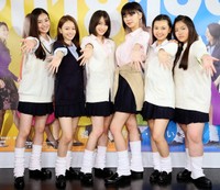 「SUNNY 強い気持ち・強い愛」の（左から）田辺桃子、山本舞香、広瀬すず、池田エライザ、野田美桜、富田望生